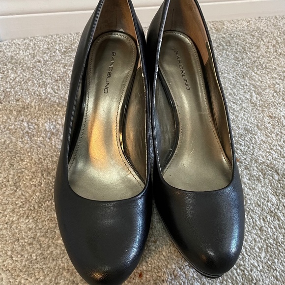 Bandolino Pumps - Leather Uppers - 8.5 - Picture 1 of 4